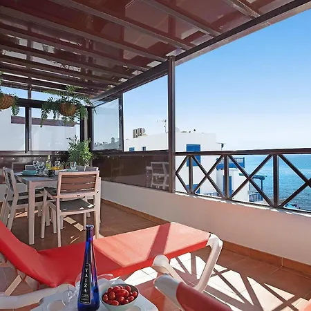 Apartamentos La Estrella III Playa Blanca  Exterior photo